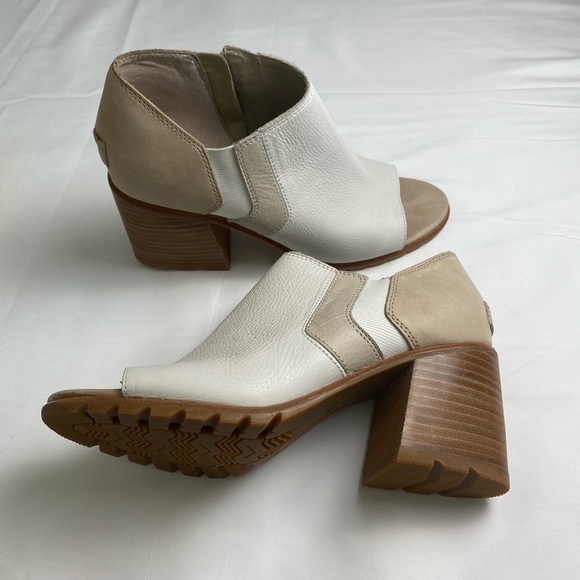 Sorel Nadia Ankle Peep Toe Booties in Woman’s size 8.5 - Picture 5 of 10